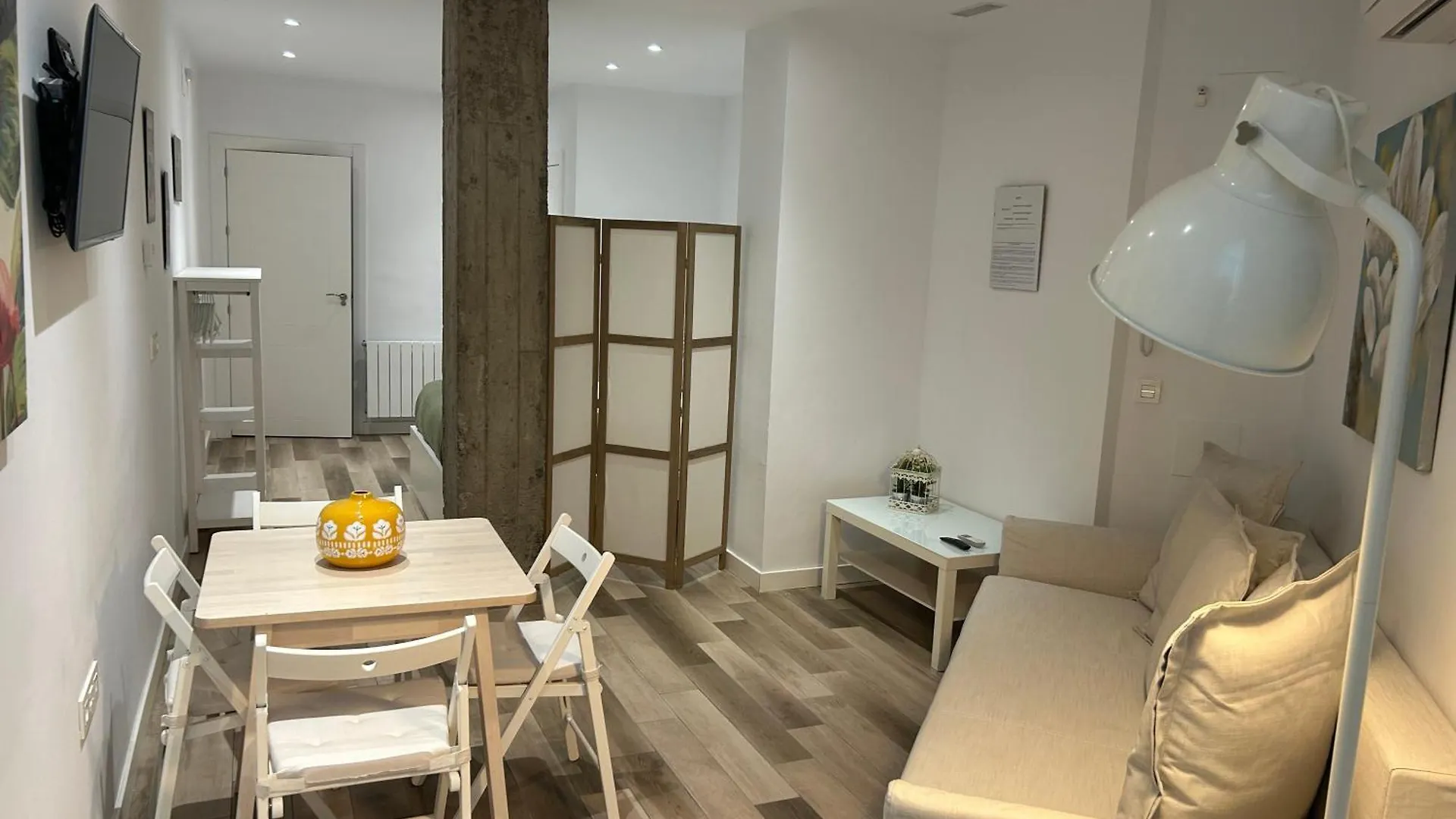 Apartamentos Centro En Recogidas, Granada Apartment